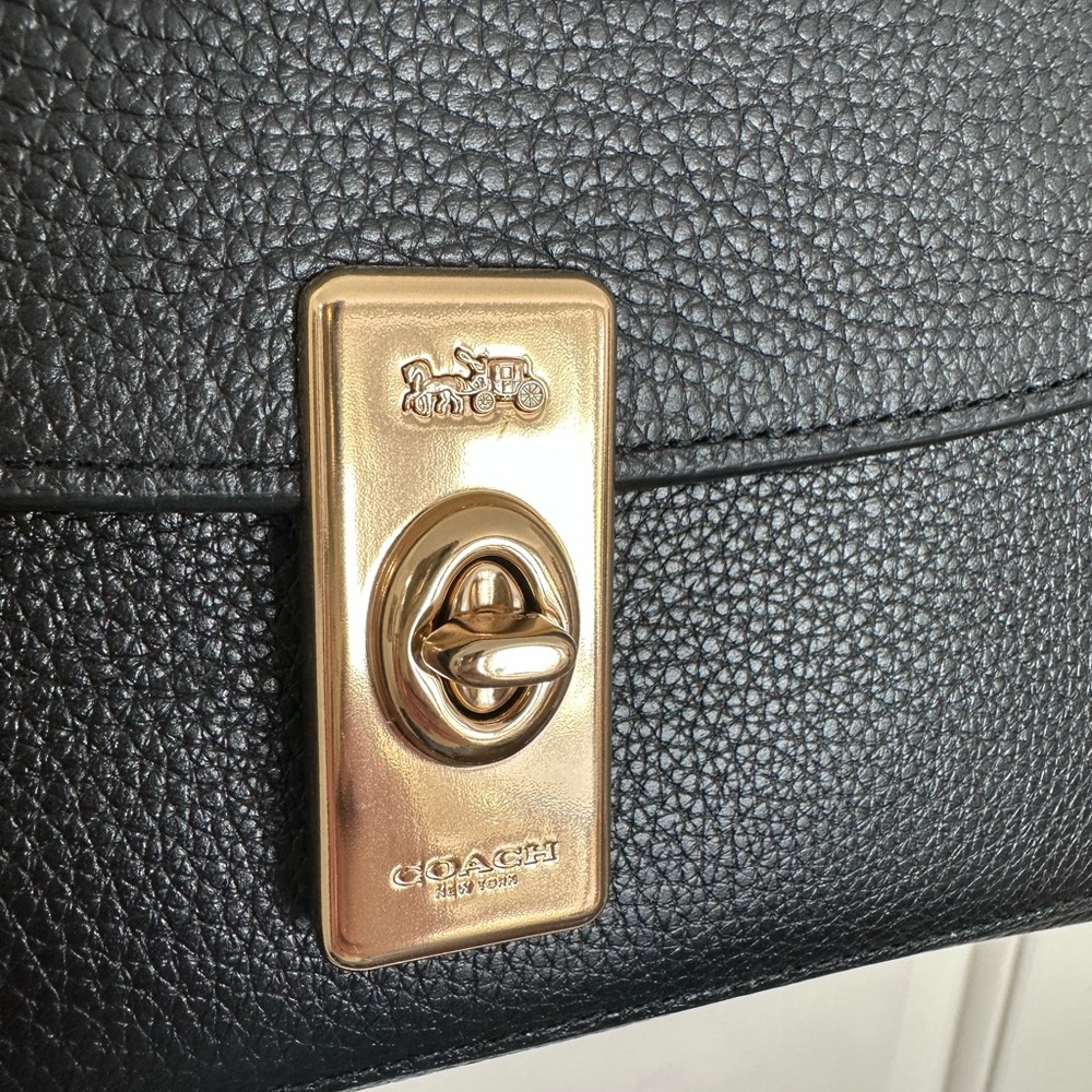 Coach Black Leather Shoulder Bag with Gold Chain - Picture 3 of 6